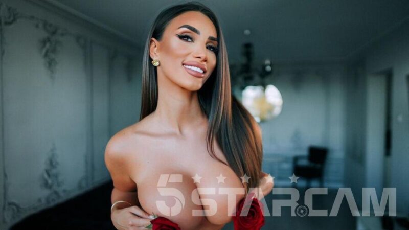 Instagram Cam Bisexual Female AnnaKarev Performs Snapshot