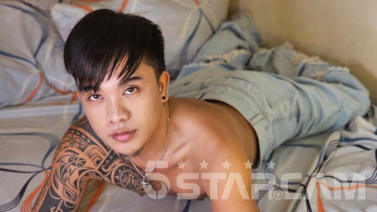 LiveJasmin 5 Star Bisexual Male AsiaNathaniel Performs Dancing